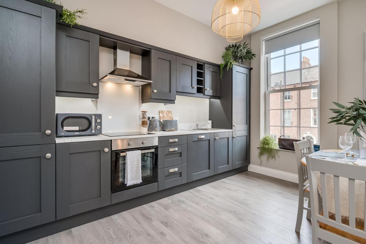 Central Belfast Apartments: Botanic Экстерьер фото